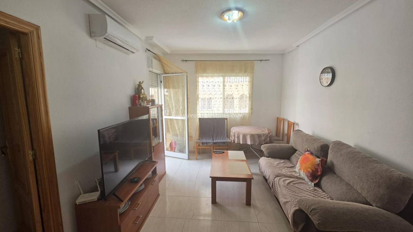 Resale - Apartment - Torrevieja - Torrevieja Center