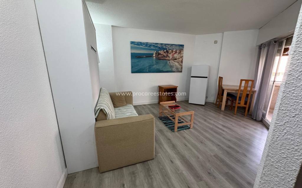 Resale - Apartment - Torrevieja - Torrevieja Center