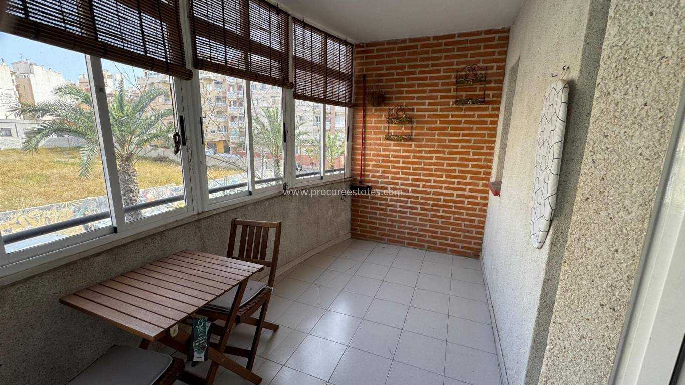 Resale - Apartment - Torrevieja - Torrevieja Center