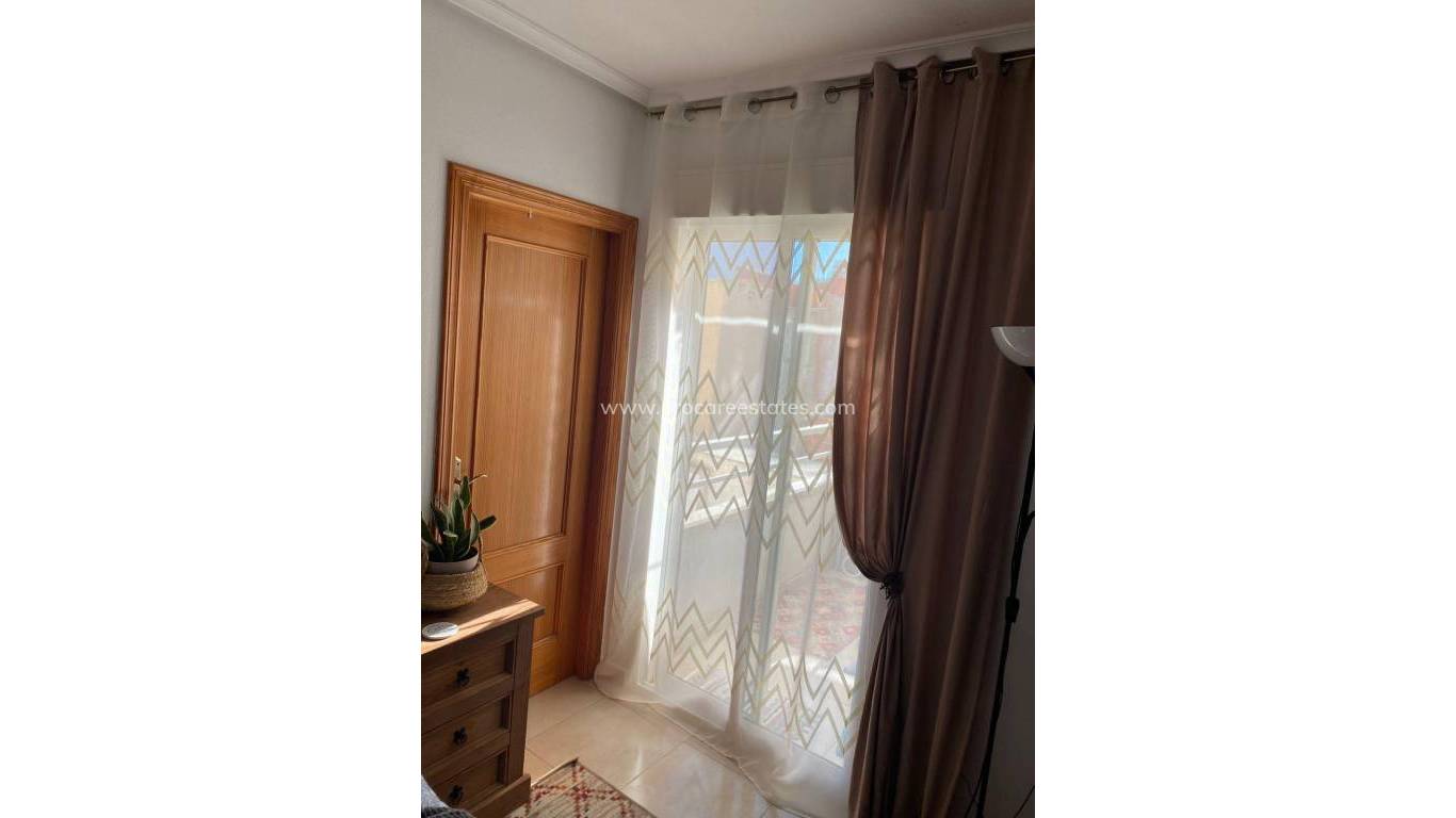Resale - Apartment - Torrevieja - Torrevieja Center