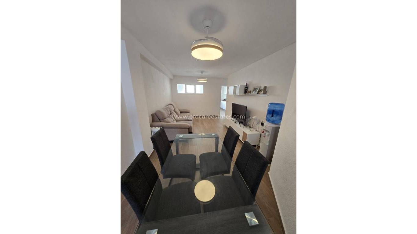 Resale - Apartment - Torrevieja - Torrevieja Center