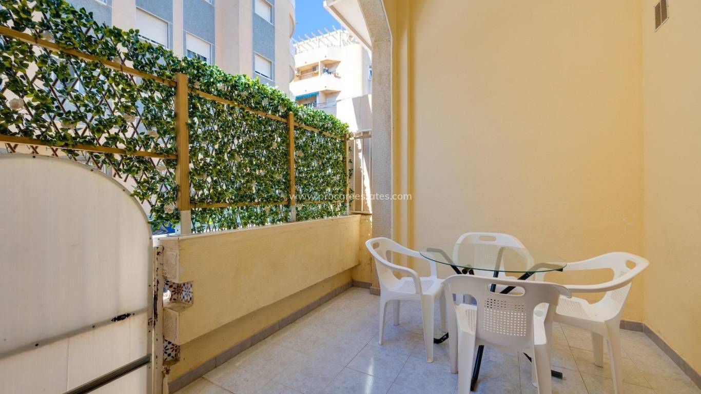 Resale - Apartment - Torrevieja - Torrevieja Center