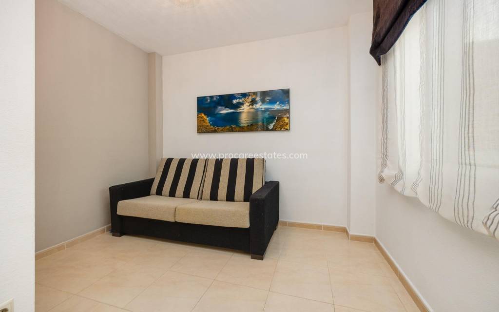 Resale - Apartment - Torrevieja - Torrevieja Center