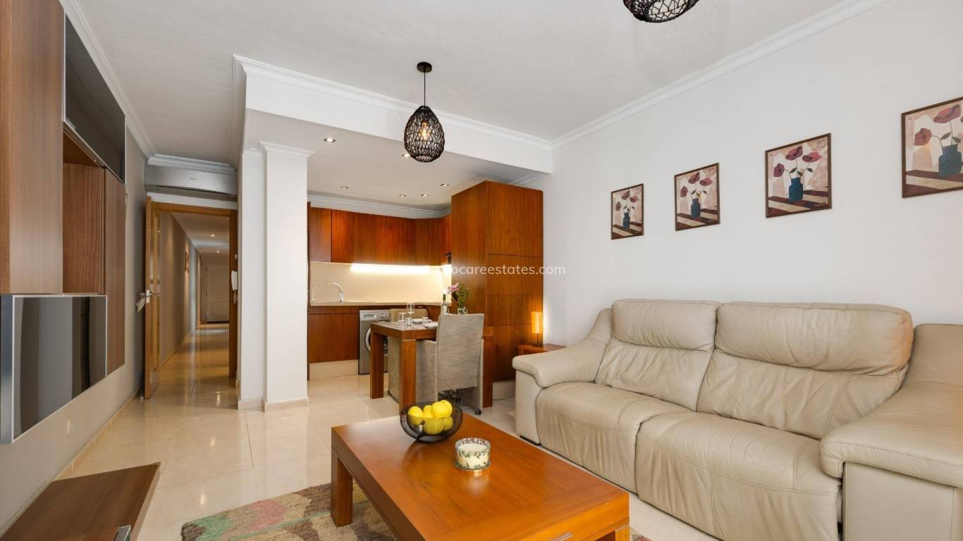 Resale - Apartment - Torrevieja - Torrevieja Center