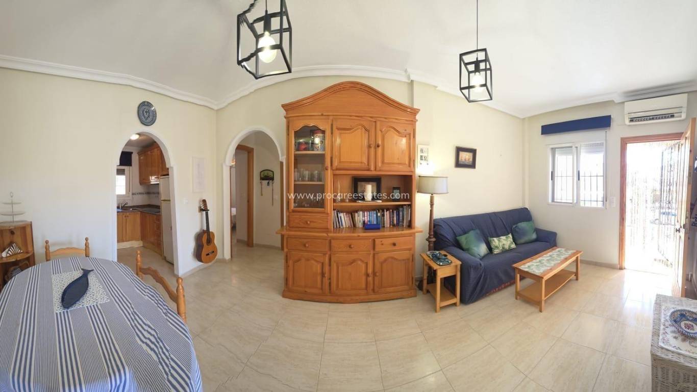 Resale - Apartment - Torrevieja - Torrevieja Center