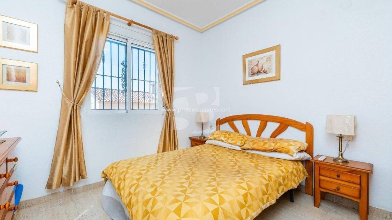 Resale - Apartment - Torrevieja - Torrevieja Center