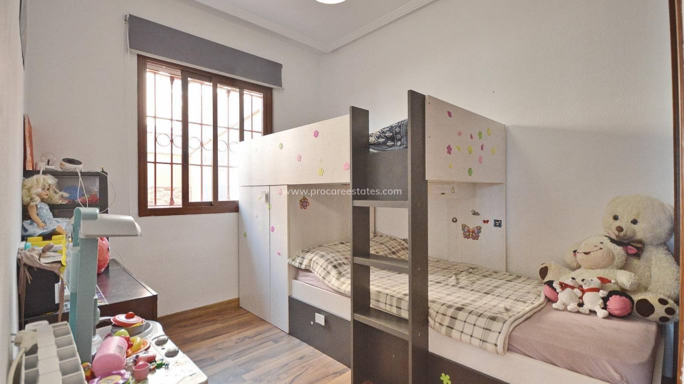 Resale - Apartment - Torrevieja - Zona los Frutales