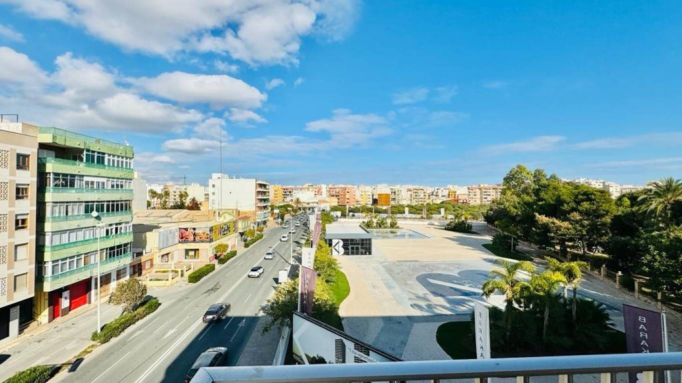 Resale - Apartment - Torrevieja