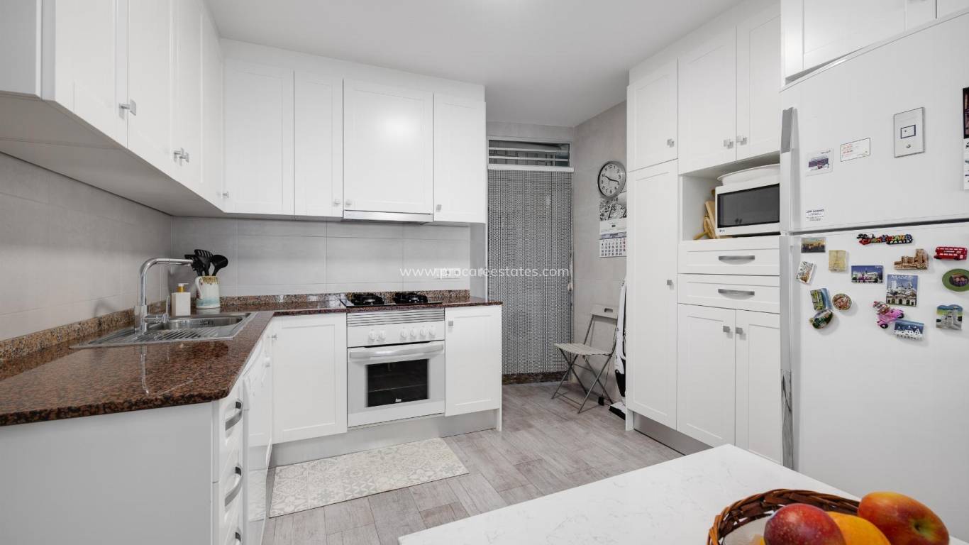 Resale - Apartment - Torrevieja