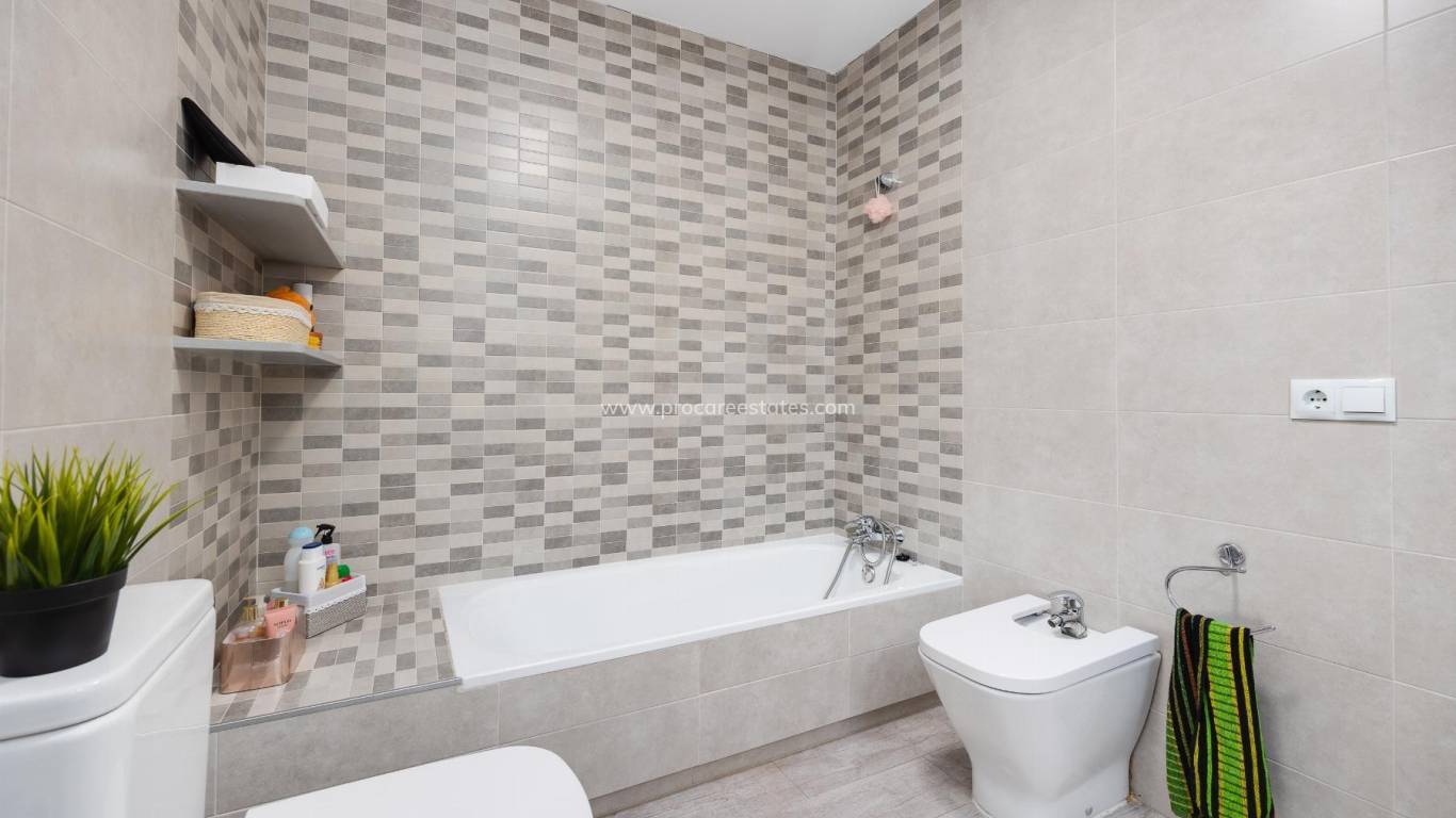 Resale - Apartment - Torrevieja