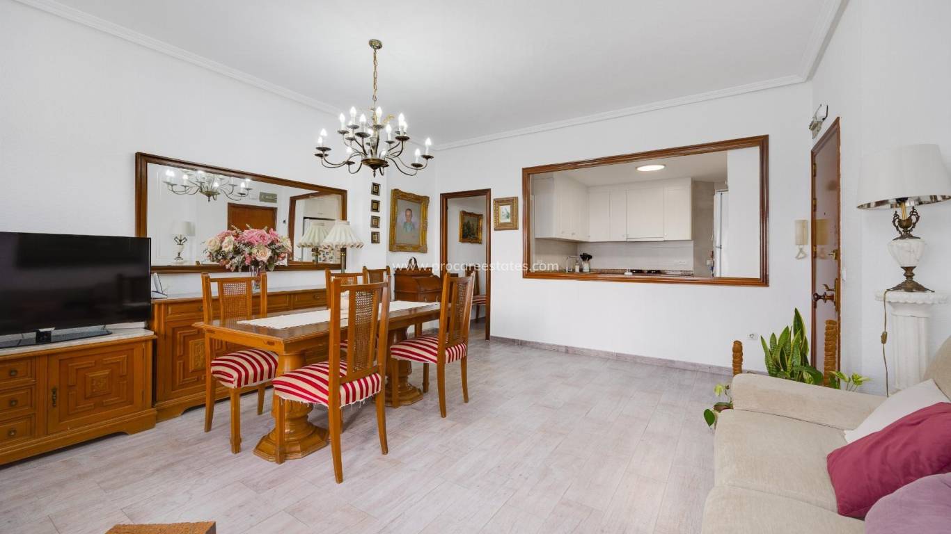 Resale - Apartment - Torrevieja