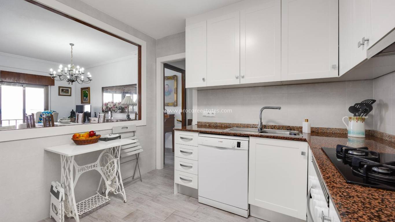 Resale - Apartment - Torrevieja