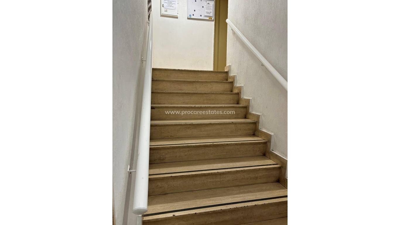 Resale - Apartment - Torrevieja