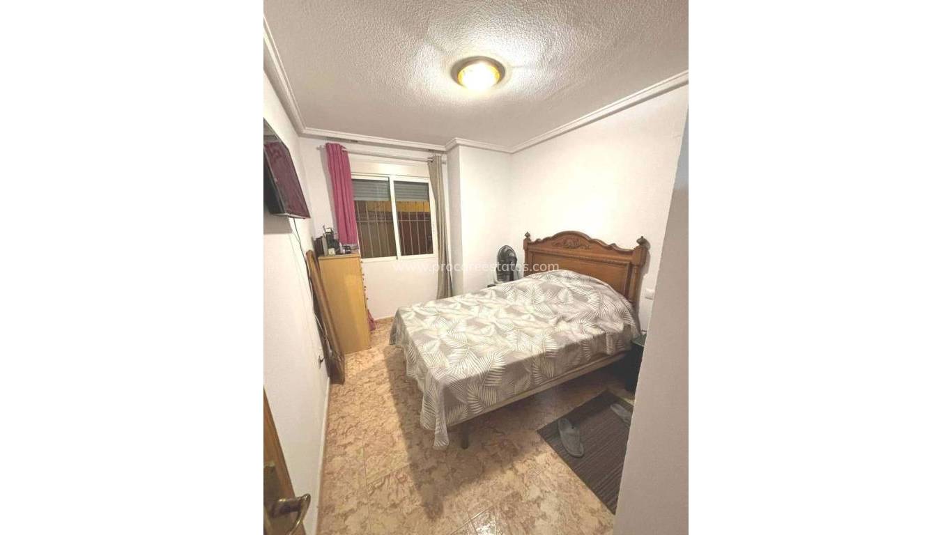 Resale - Apartment - Torrevieja