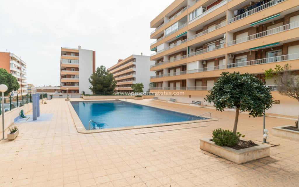 Resale - Apartment - Torrevieja