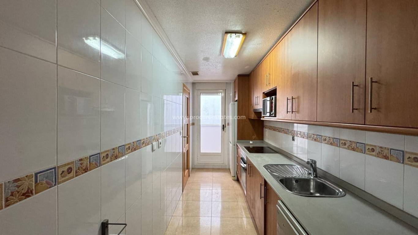 Resale - Apartment - Torrevieja