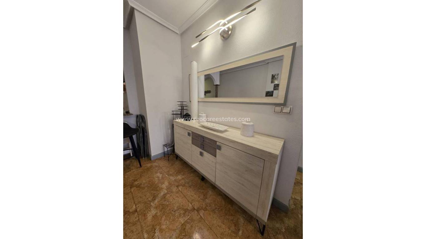 Resale - Apartment - Torrevieja