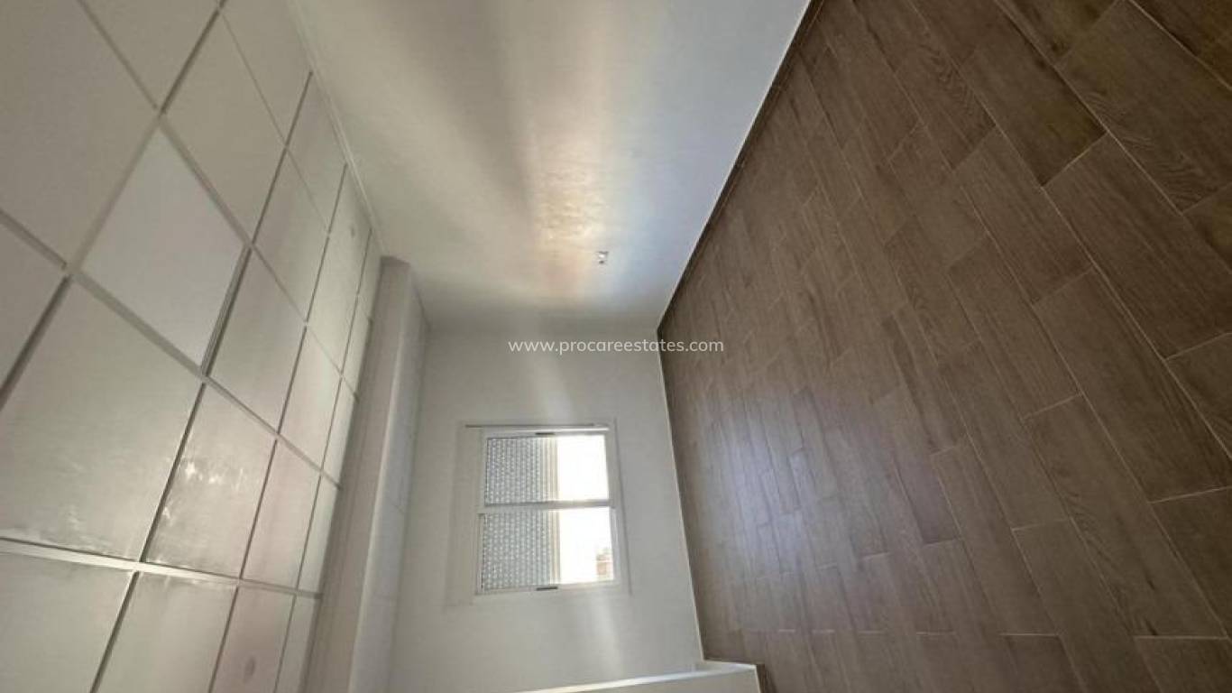 Resale - Apartment - Torrevieja