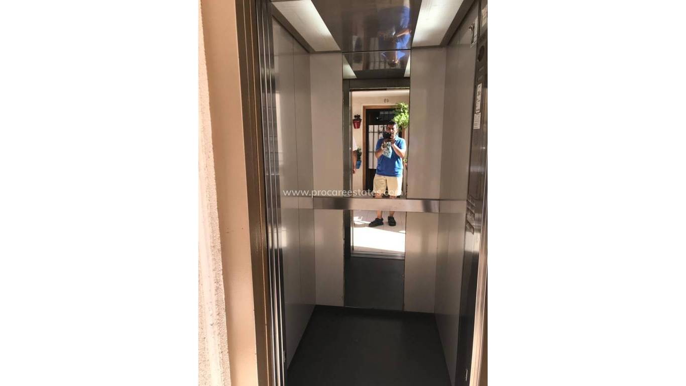 Resale - Apartment - Torrevieja