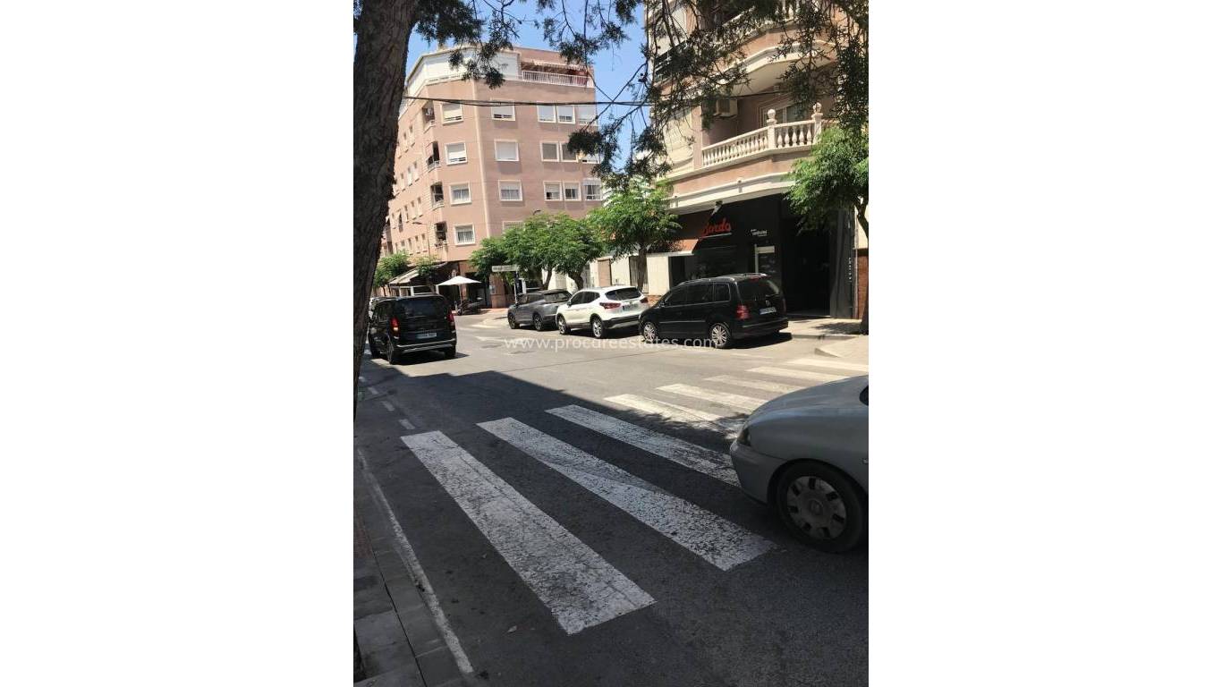 Resale - Apartment - Torrevieja