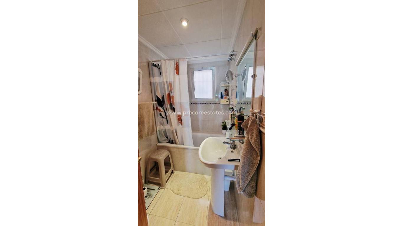 Resale - Apartment - Torrevieja