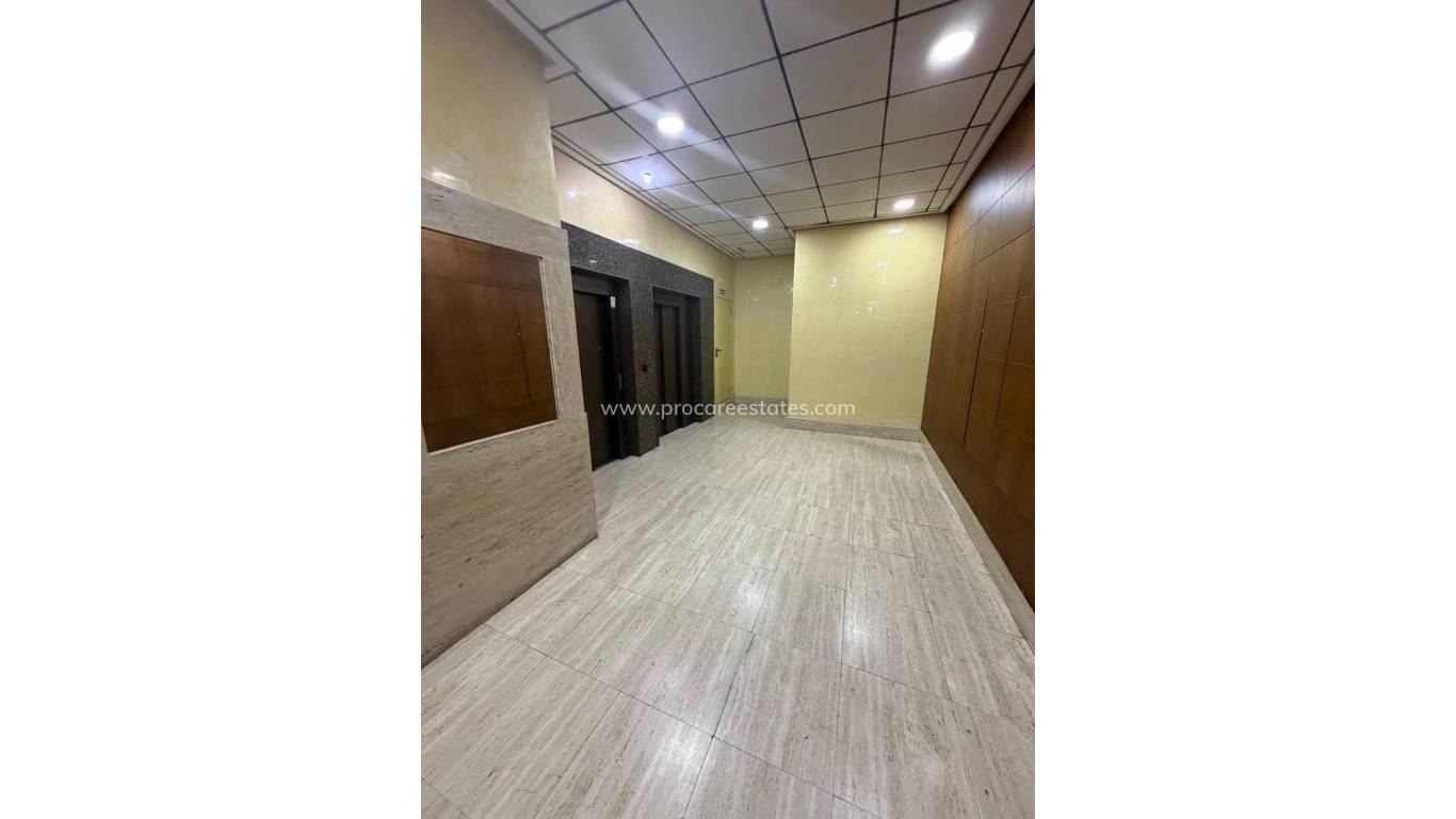 Resale - Apartment - Torrevieja