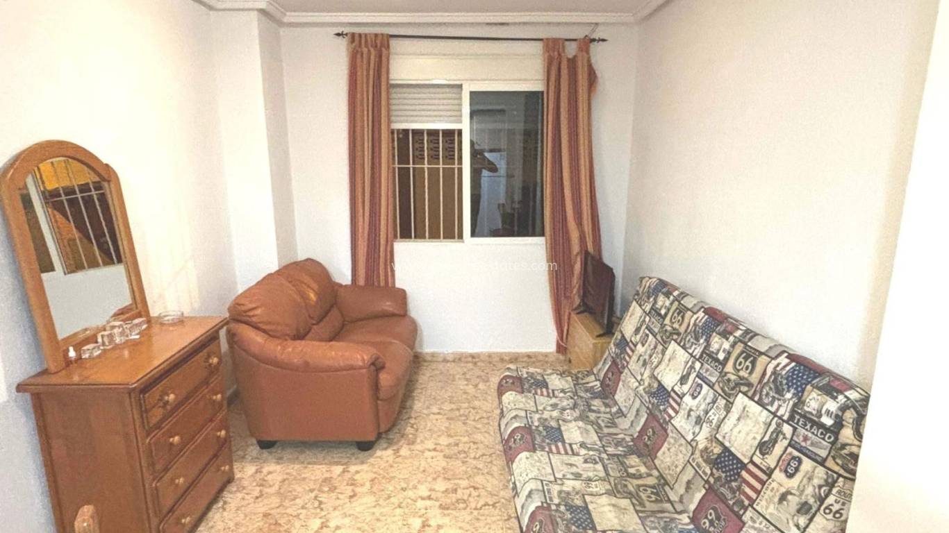 Resale - Apartment - Torrevieja