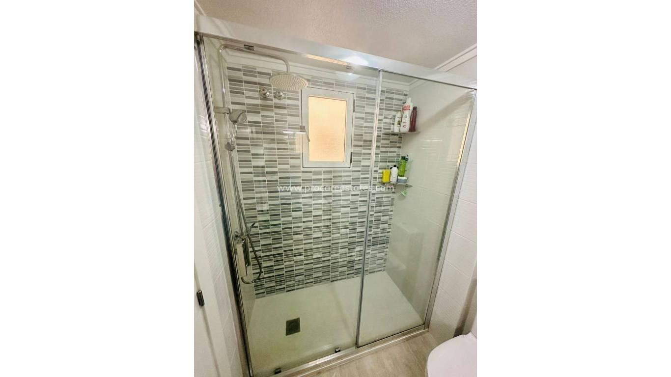 Resale - Apartment - Torrevieja