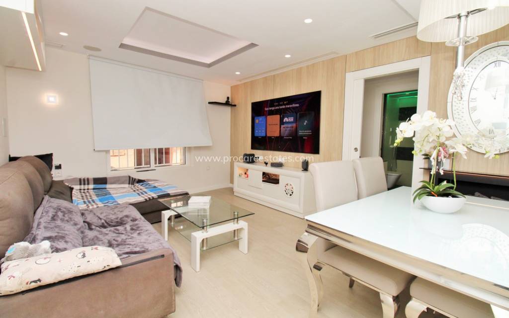 Resale - Apartment - Torrevieja