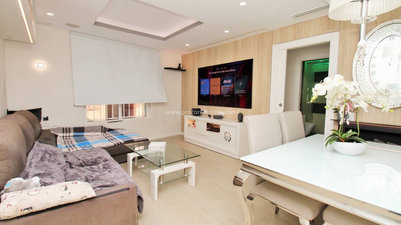 Resale - Apartment - Torrevieja