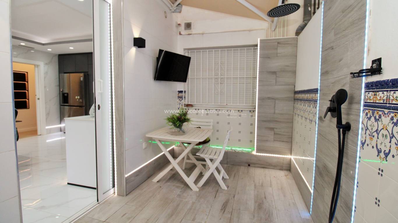 Resale - Apartment - Torrevieja