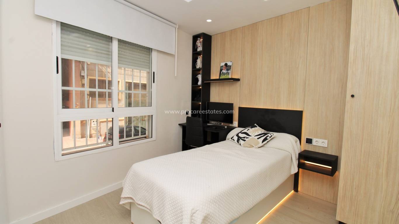 Resale - Apartment - Torrevieja