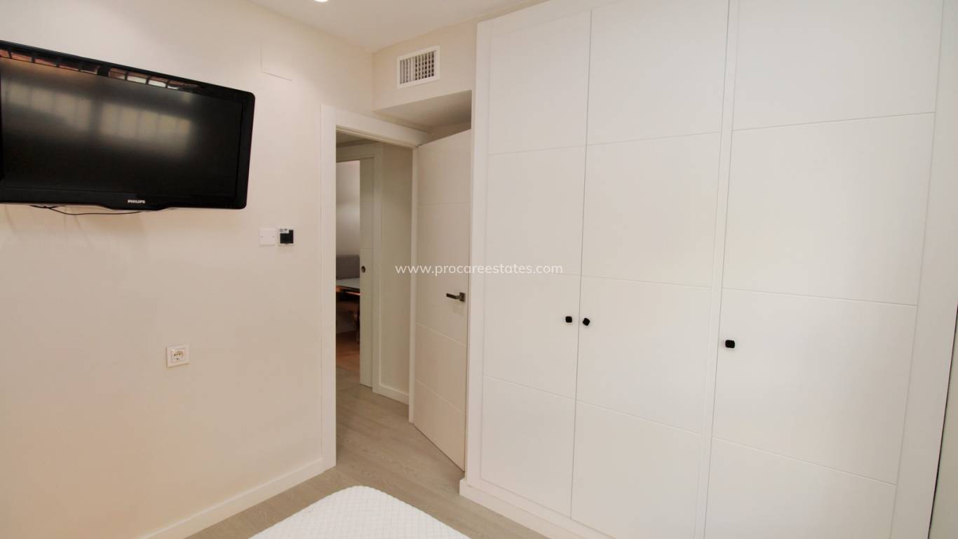 Resale - Apartment - Torrevieja