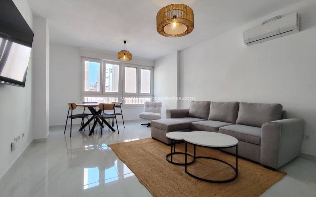 Resale - Apartment - Torrevieja