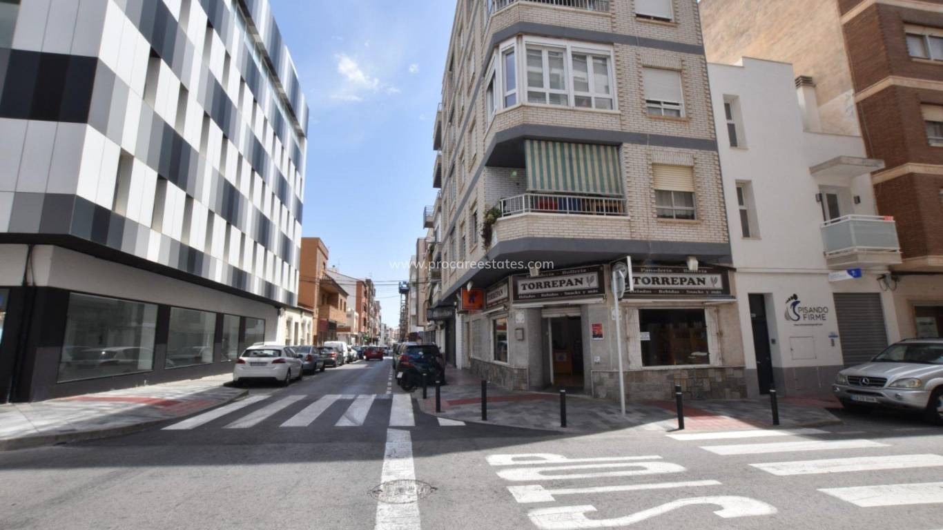 Resale - Apartment - Torrevieja