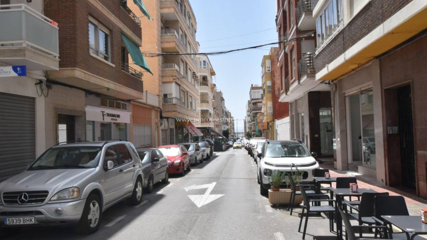 Resale - Apartment - Torrevieja