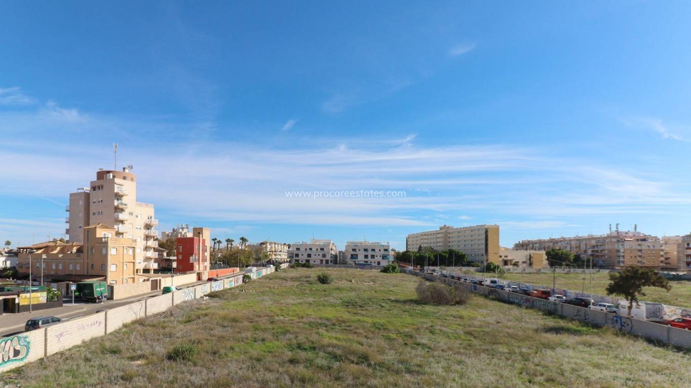 Resale - Apartment - Torrevieja