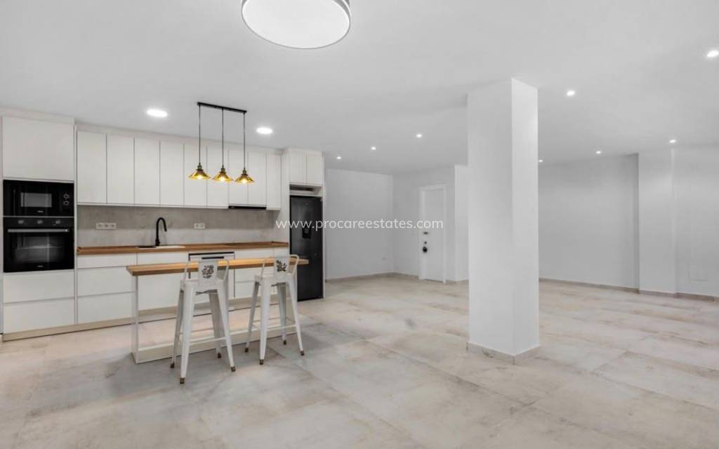 Resale - Apartment - Torrevieja