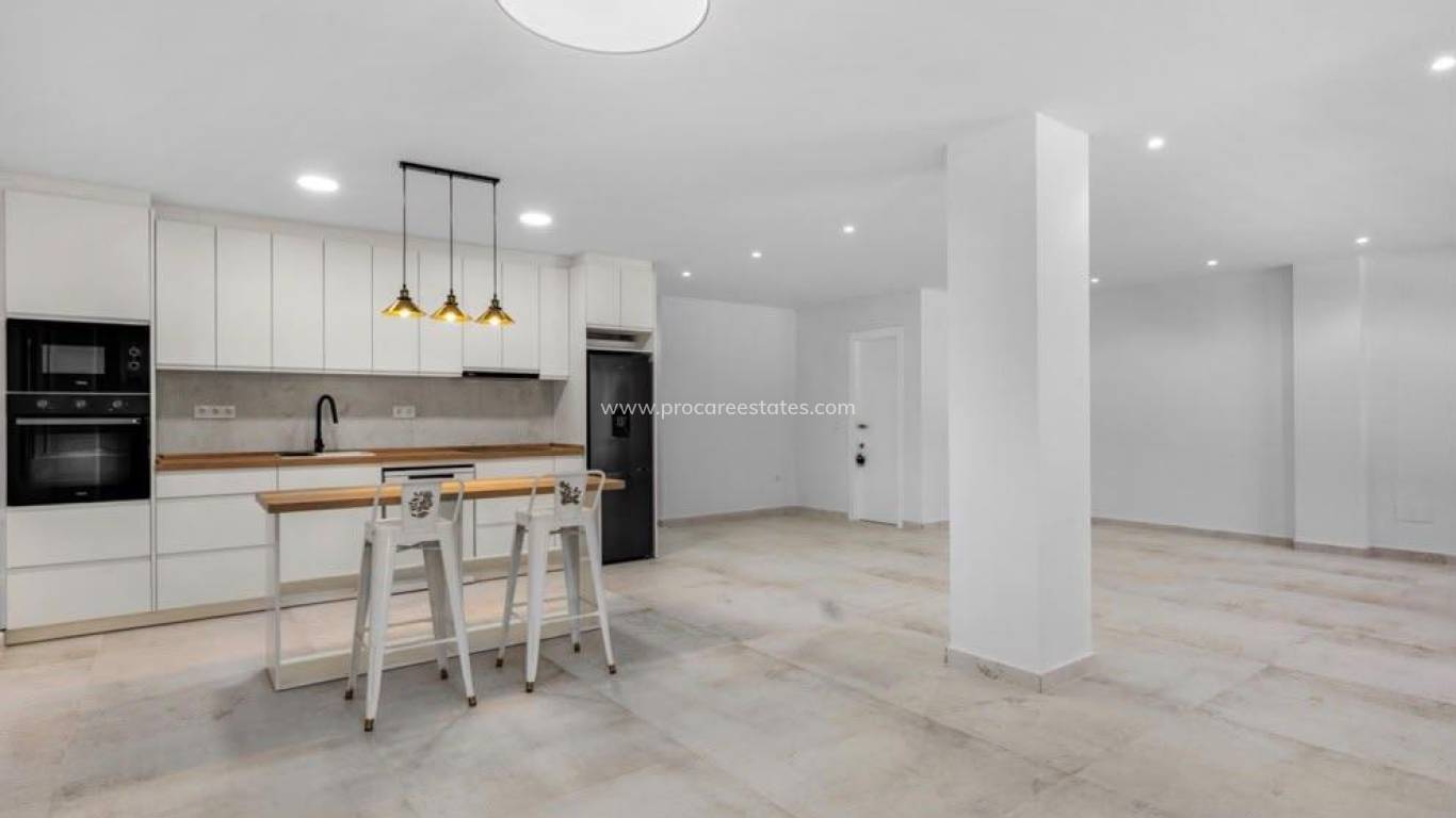 Resale - Apartment - Torrevieja