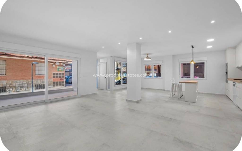 Resale - Apartment - Torrevieja