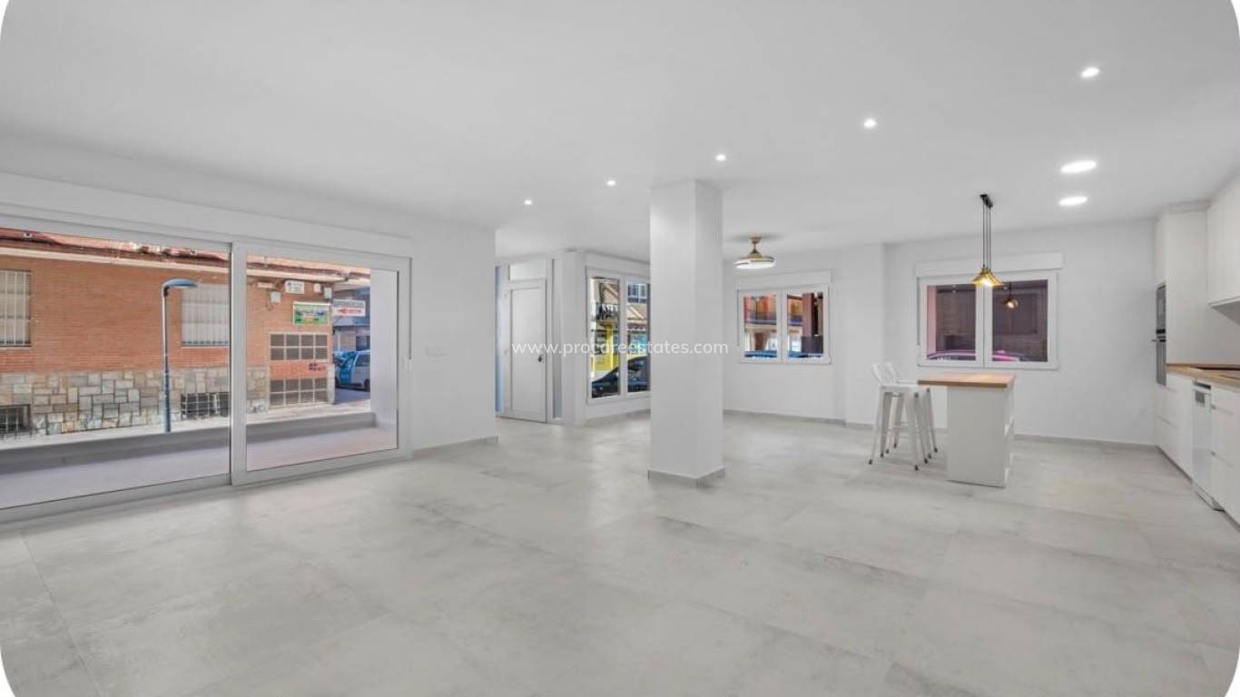 Resale - Apartment - Torrevieja