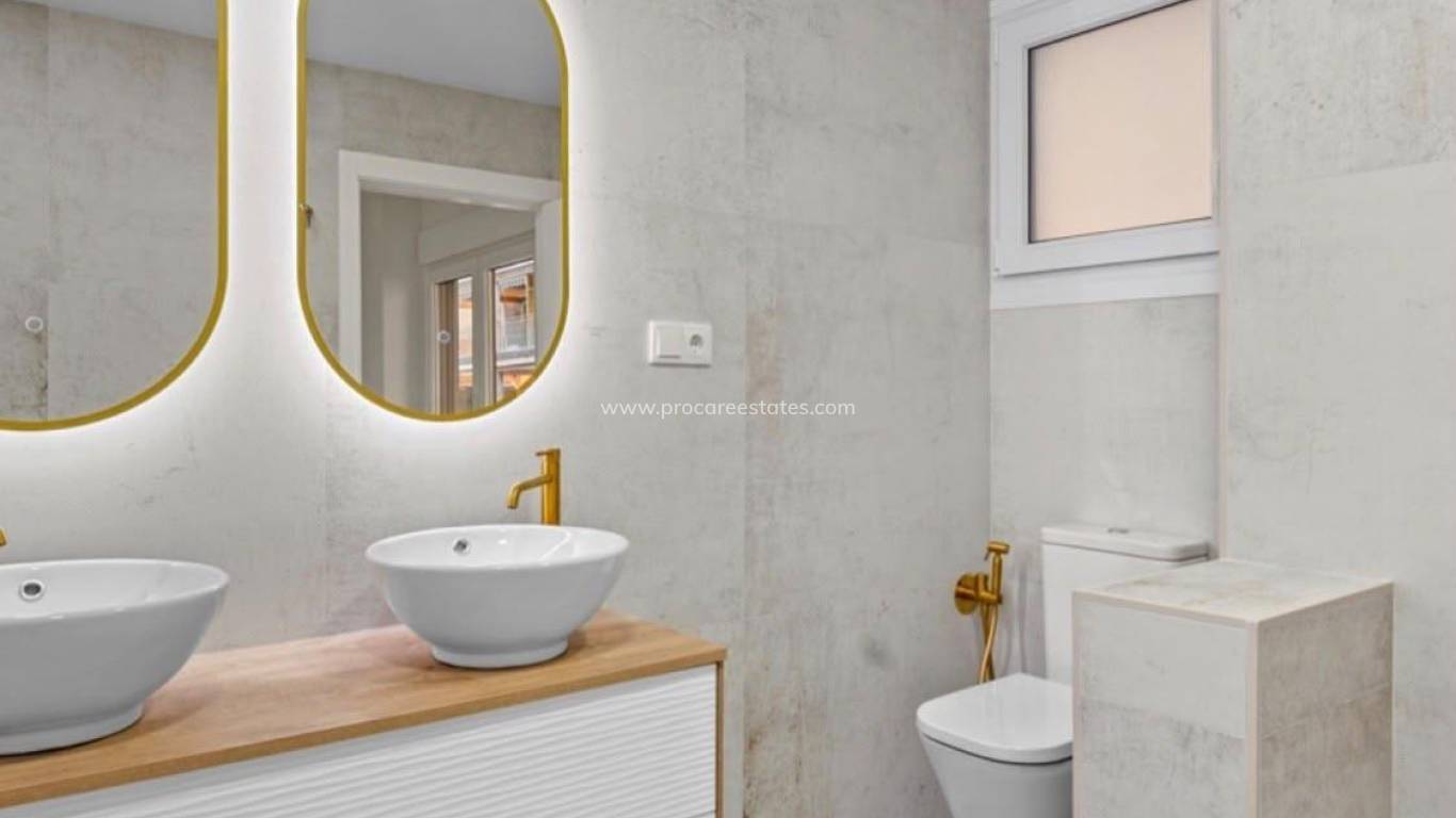 Resale - Apartment - Torrevieja