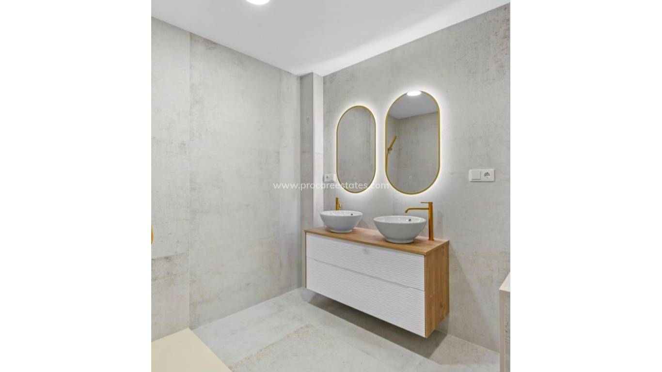 Resale - Apartment - Torrevieja
