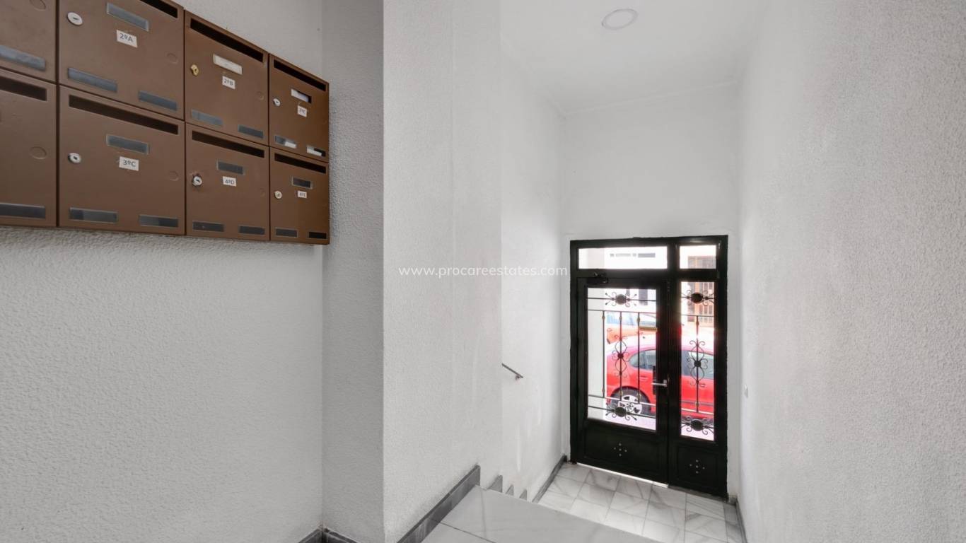 Resale - Apartment - Torrevieja