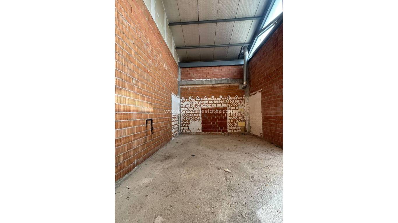 Resale - Commercial property - Algorfa - Comunidad valenciana