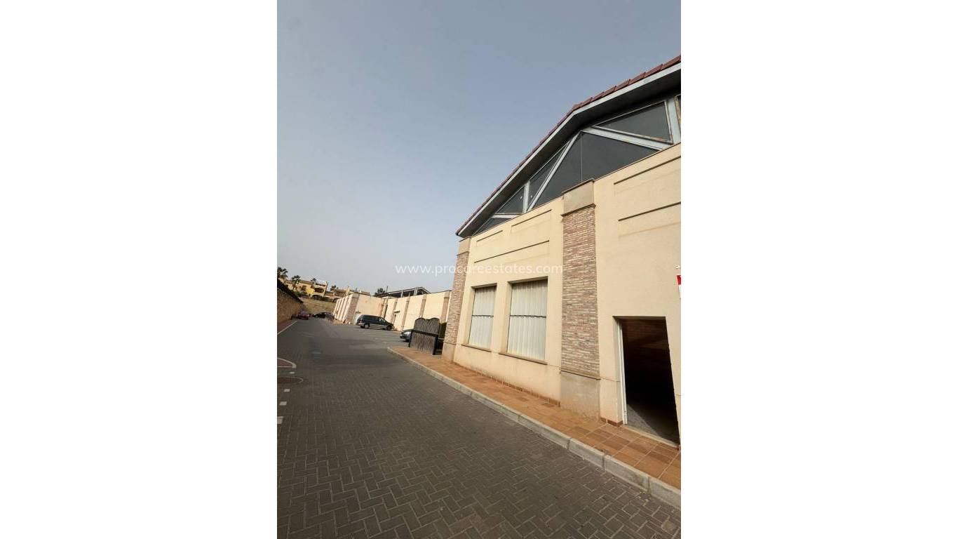 Resale - Commercial property - Algorfa - Comunidad valenciana