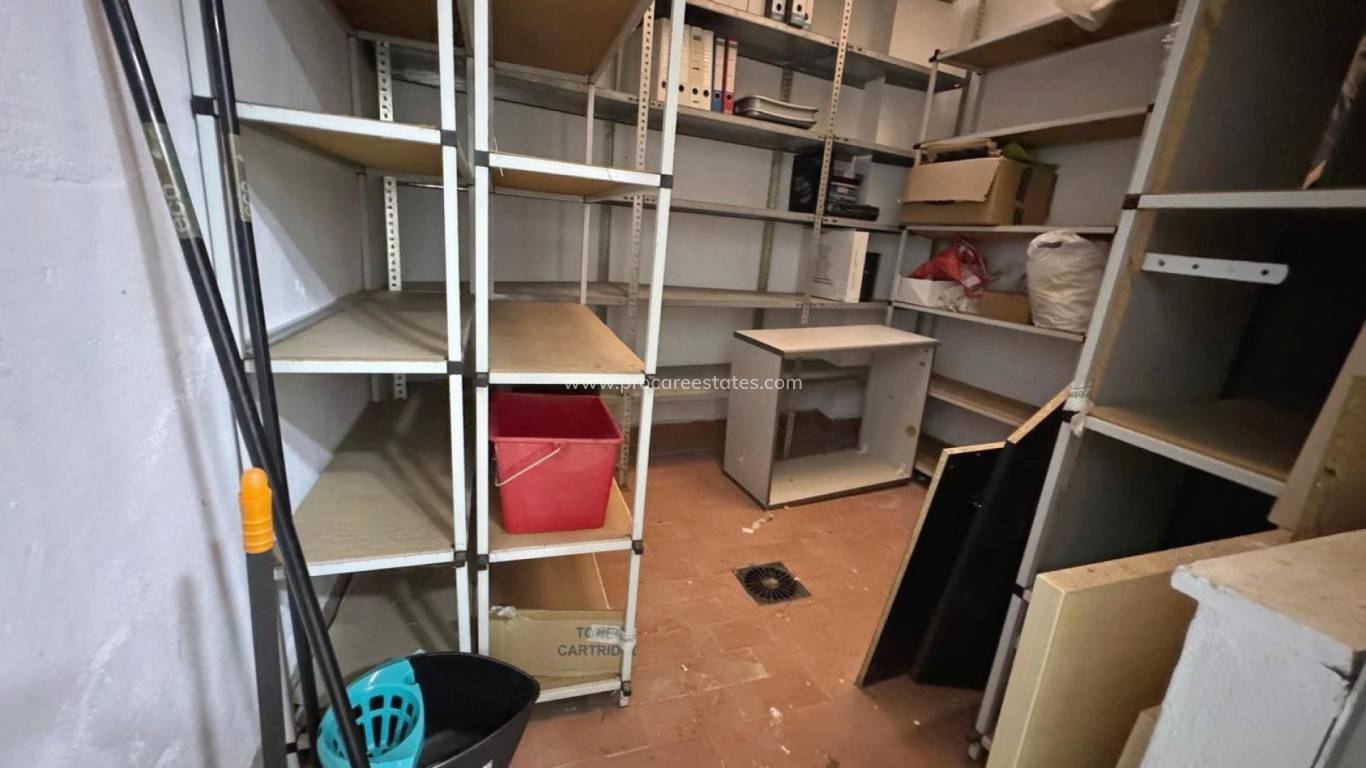 Resale - Commercial property - Guardamar del Segura - Centro