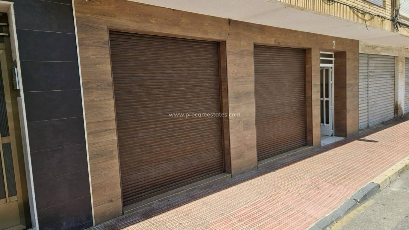 Resale - Commercial property - Guardamar del Segura - Town Guardamar