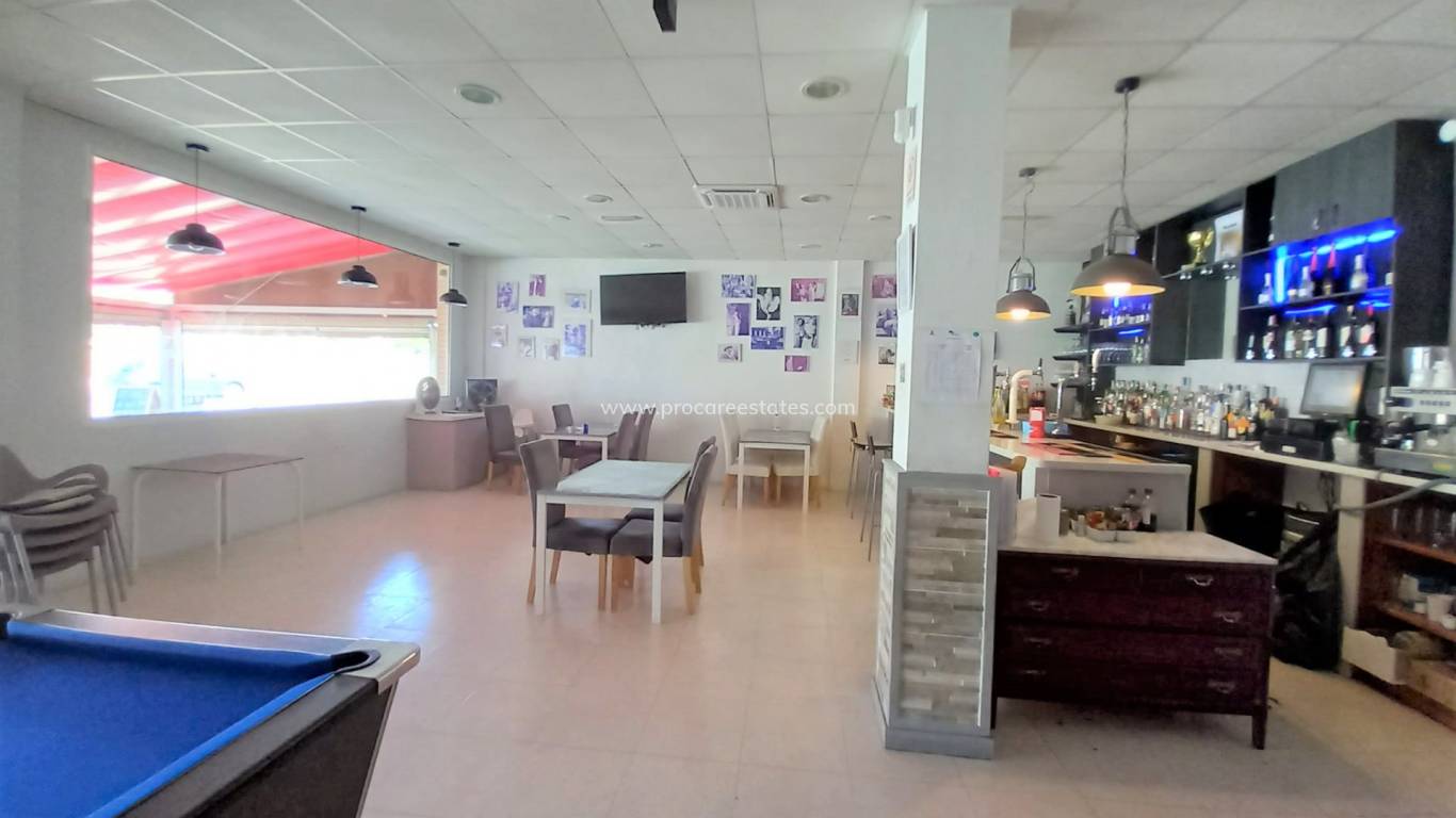 Resale - Commercial property - Guardamar del Segura