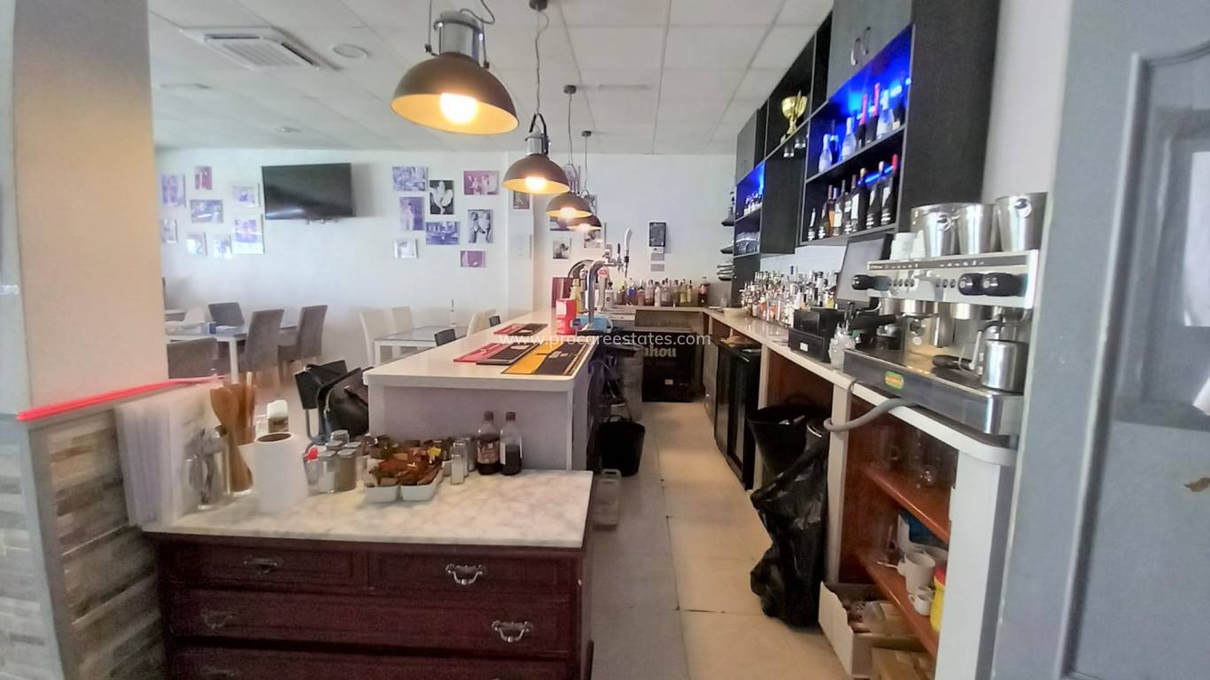 Resale - Commercial property - Guardamar del Segura